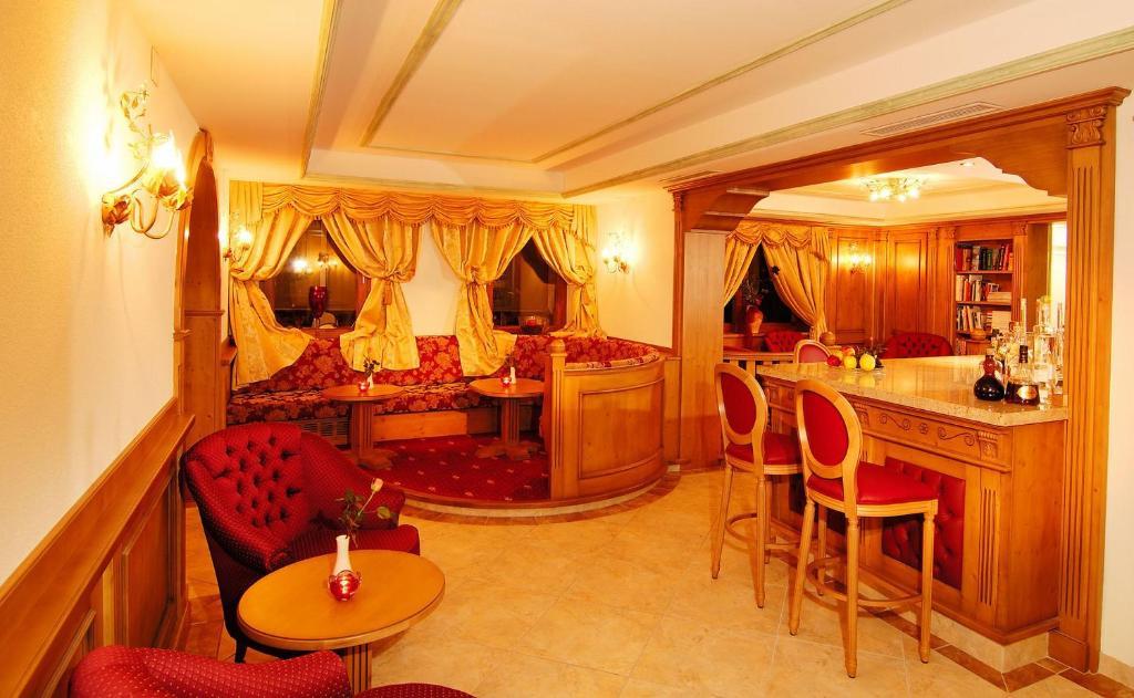 Alpentirolis Hotel Ngoại thất bức ảnh